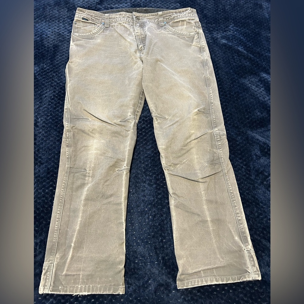 Men’s Tan/Gray Kuhl Free Ryder Sz 38x30